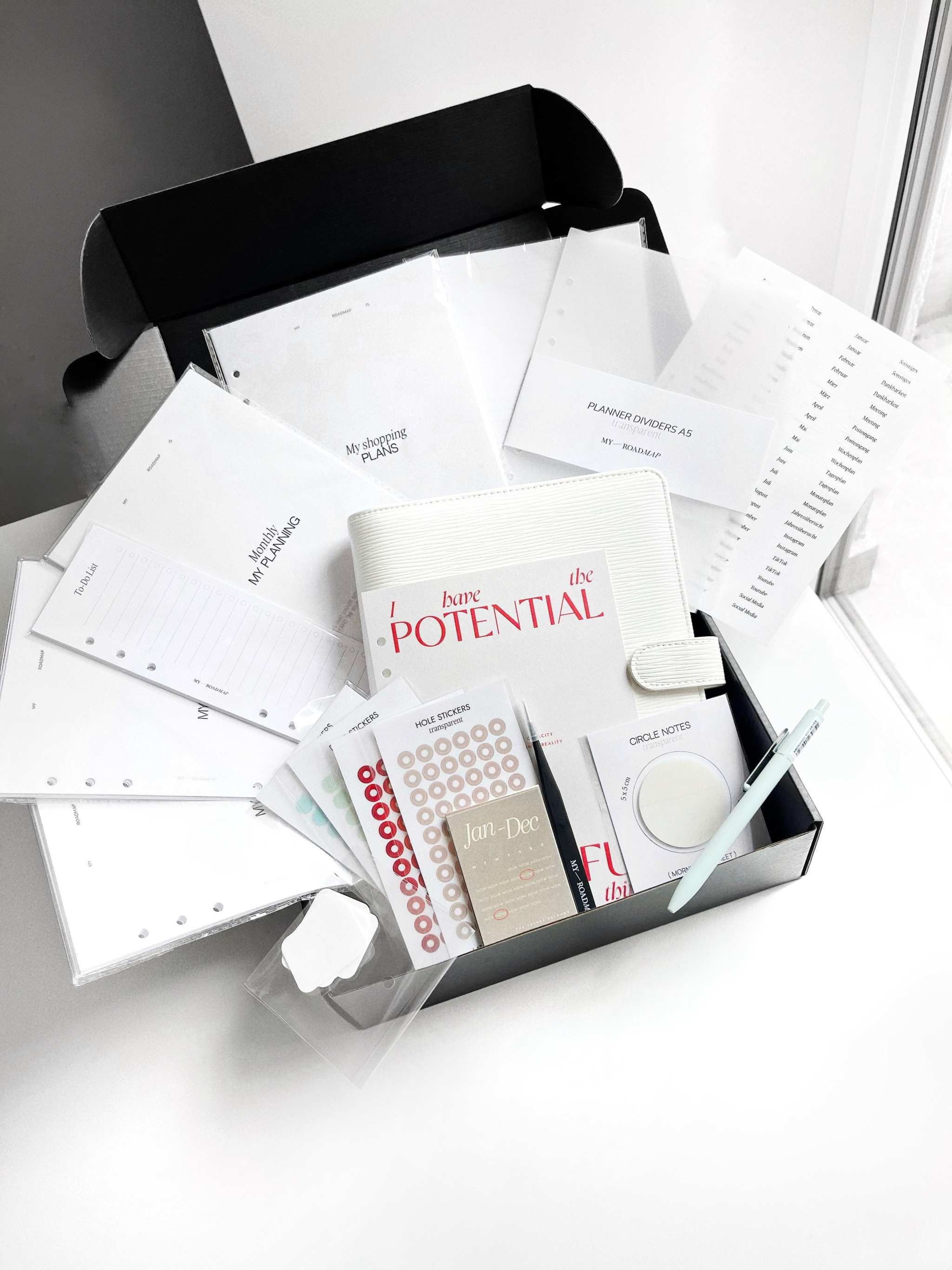 Elegantes Planer-Set A5 Ivory aus veganem Leder mit personalisierbarer Ringmechanik zum Sparen