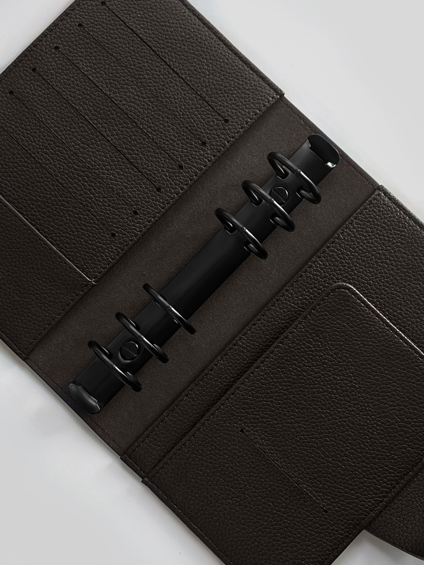 Personal Binder «Dark Chocolate» – Personalisierbar