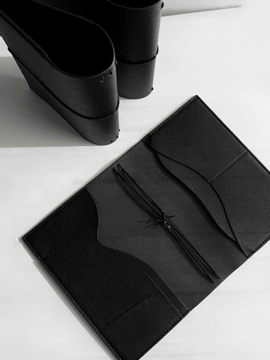 Personalisiertes MyRoadbook Cover A5 | Leder-Notizbuch Midnight | Planer & Journal